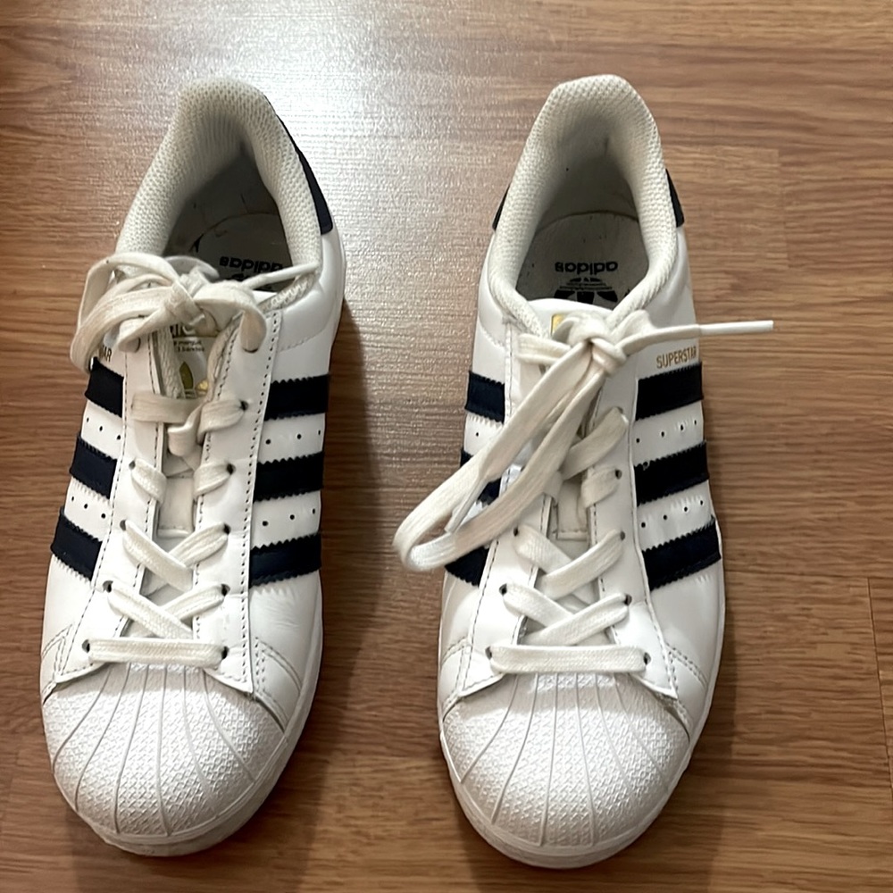 Need space in my closet getting rid of them for a great price